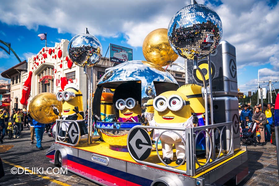 Universal Studios Japan Minion Park Parade with Minions Mini Float