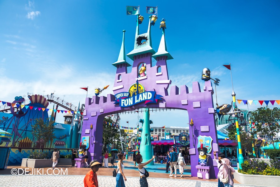 Universal Studios Singapore Minion Land Super Silly Fun Land Entrance Castle