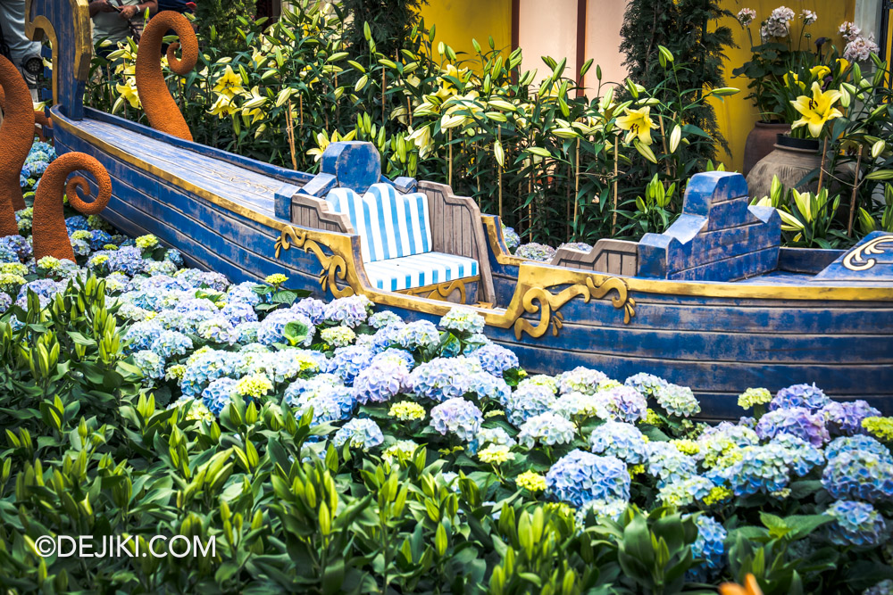 Gardens by the Bay Lilytopia 2025 Venetian Canals of La Serenissima in Italy 2 Gondola closeup