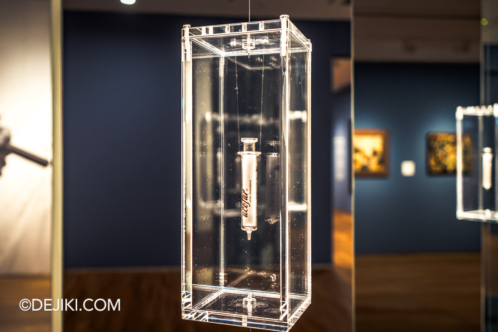 National Gallery Singapore Fernando Zobel Order is Essential 9 Thin lines against a field of colour syringe closeup