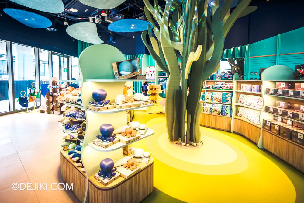 RWS Singapore Oceanarium Photo Tour 24 Singapore Oceanarium Store overview 2