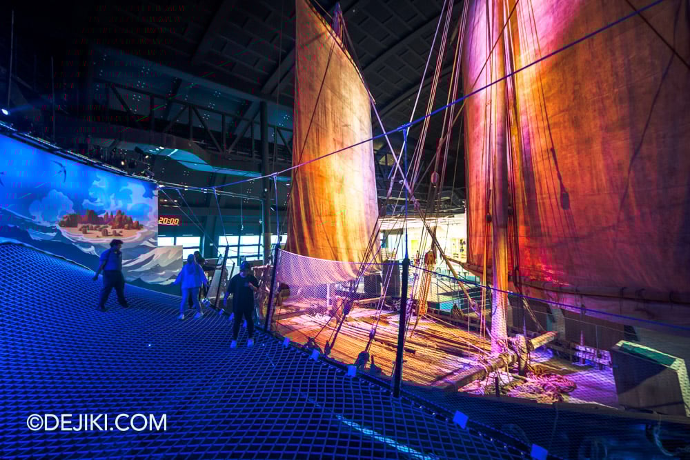RWS Singapore Oceanarium Photo Tour 5 Spirit of Exploration Pier Adventure Suspended Web