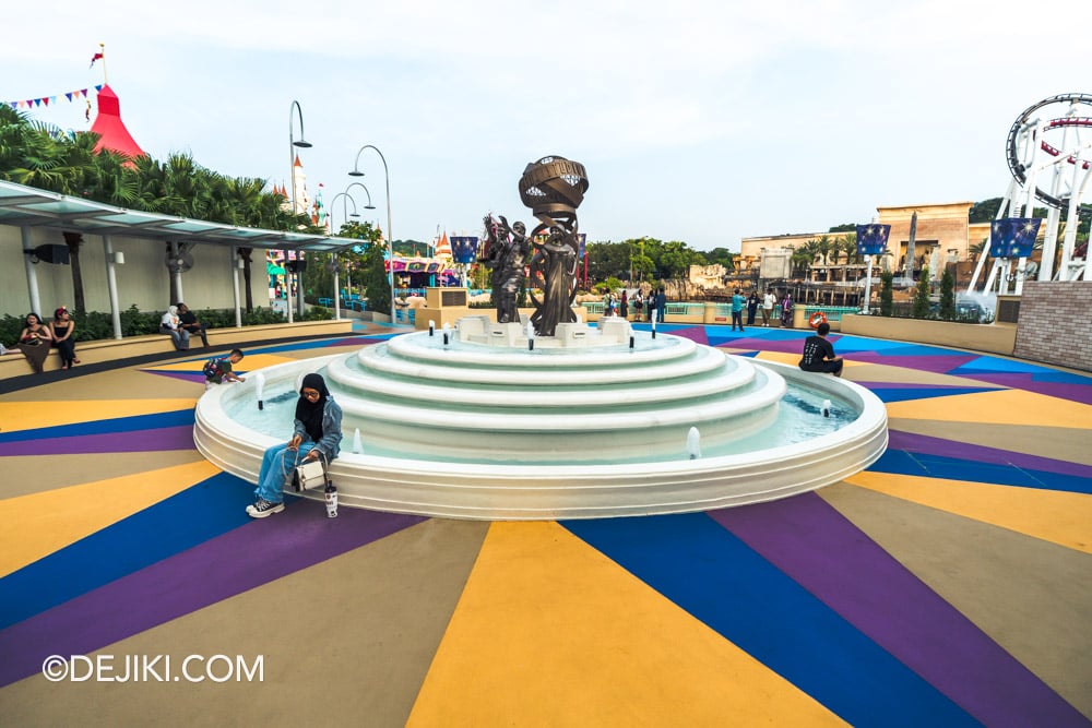 Universal Studios Singapore 2025 Summer Park Update Park Refurbishment Hollywood Fountain Plaza