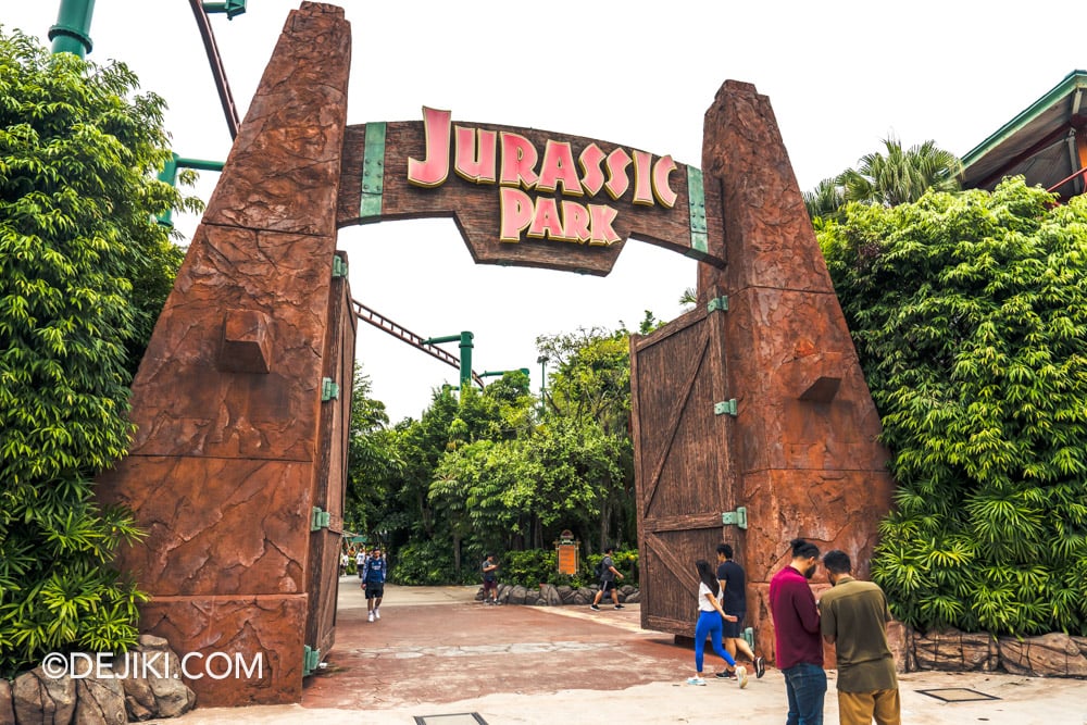 USS Halloween Horror Nights 13 Before Dark by Dejiki The Realm of Yokai Scare zone entrance at Jurassic Park