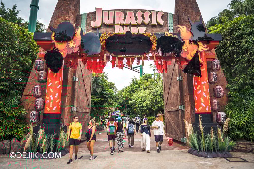 USS Halloween Horror Nights 13 Before Dark by Dejiki The Realm of Yokai scare zone torii gate entrance arch
