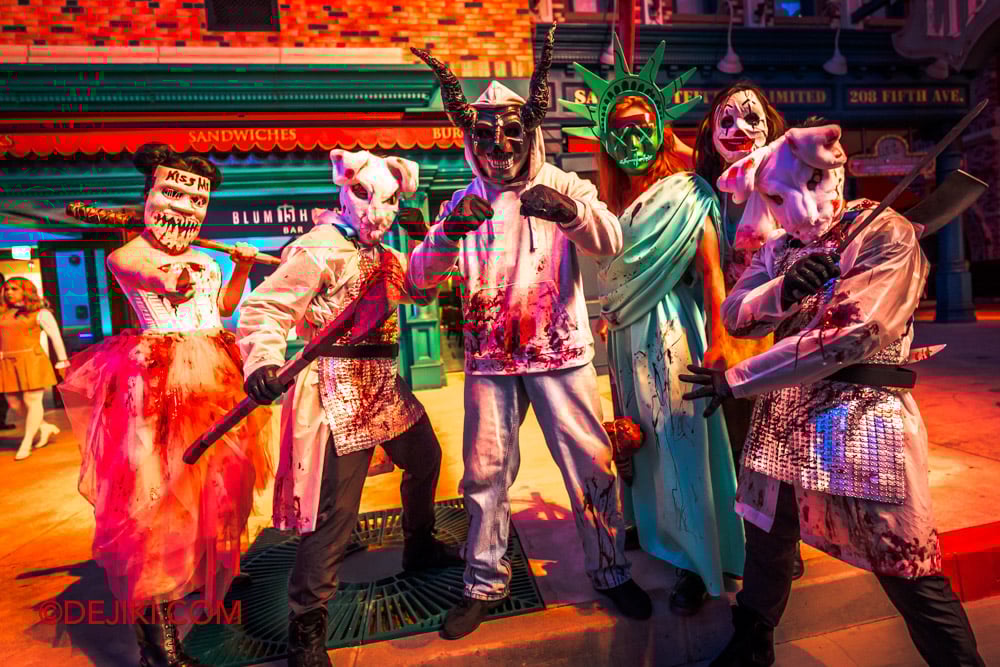 USS Halloween Horror Nights 13 Review by Dejiki Blumhouse Bar Special Experience The Purgers group photo