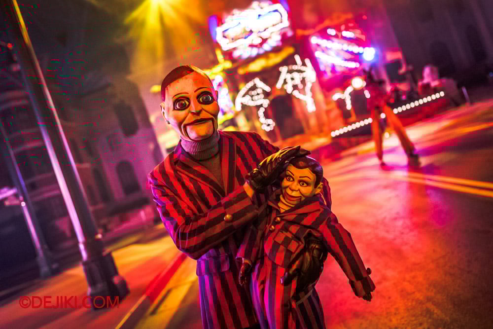 USS Halloween Horror Nights 13 Review by Dejiki The FEARground 8 Chatterbox Charlie
