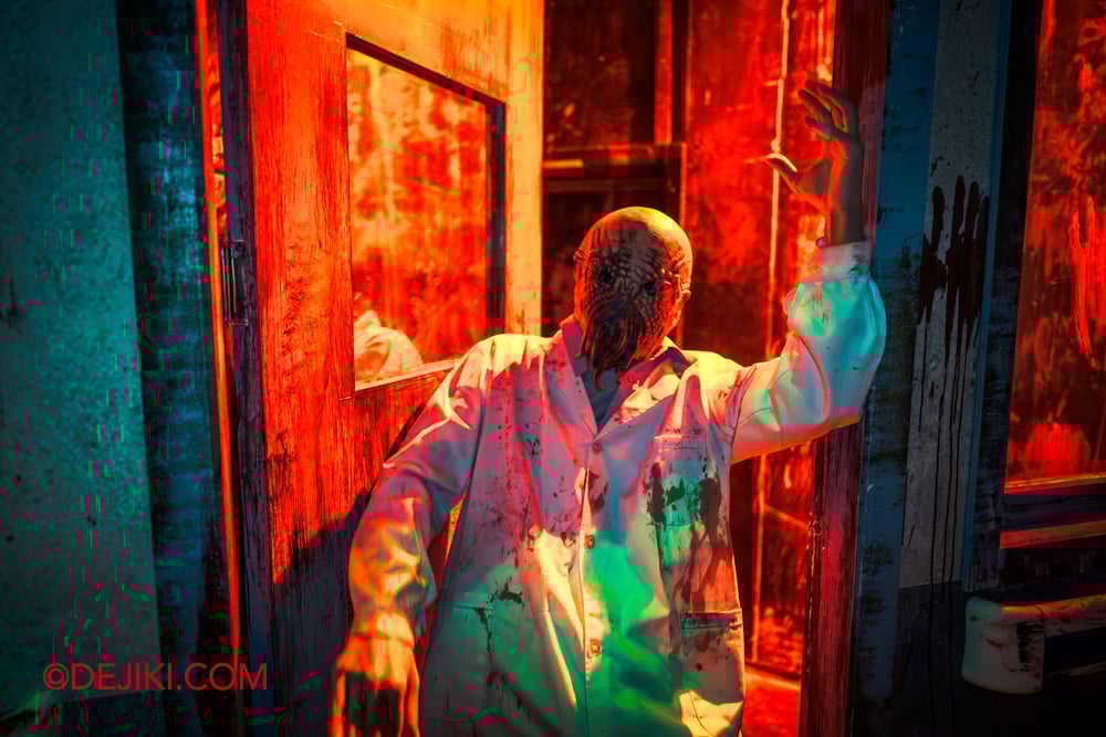 USS Halloween Horror Nights 13 Review by Dejiki The Unruly Immortals haunted house 2 Hospital Wards