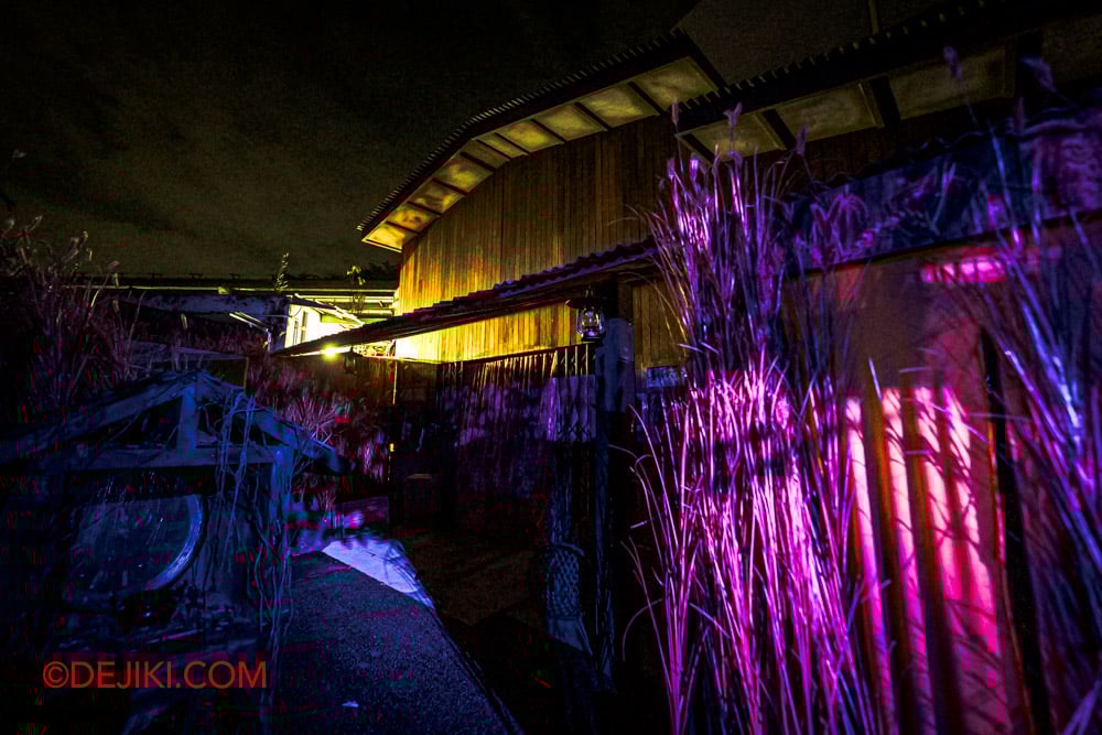 Universal Studio Singapore Halloween Horror Nights 13 Preview Death Whisperer haunted house exterior Yak and Yam family farmhouse wide with clock