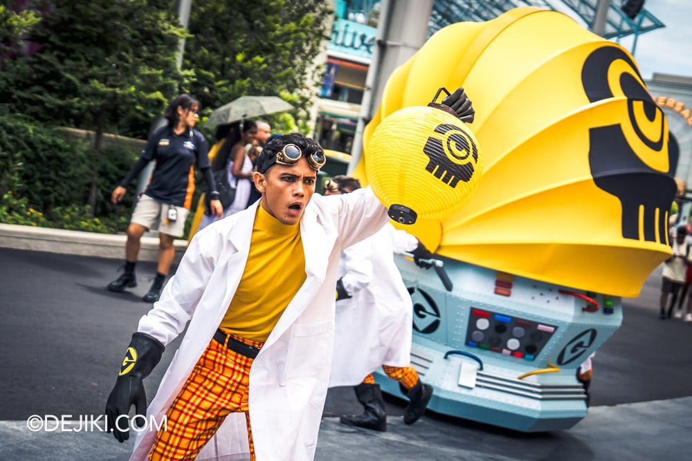 Universal Studios Singapore Day Halloween event 2025 Trick or Thrills Belloween Bash 1 show arriving from New York to Minion Land