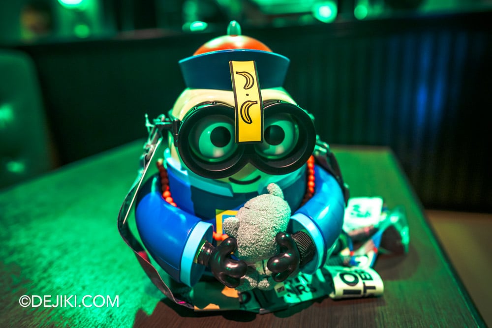 Universal Studios Singapore Day Halloween event 2025 Trick or Thrills Seasonal Food Super Hungry Food Stand Minion Monster Jiangshi zombie popcorn bucket