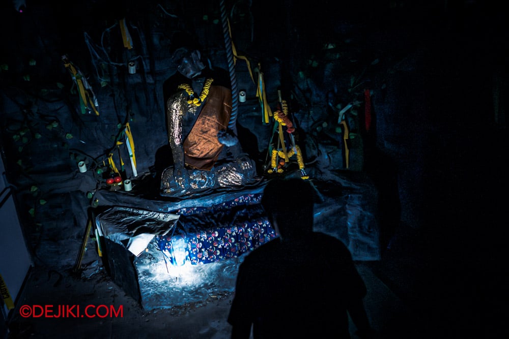INMERS Escape Room Singapore The Medium 13 Cavern with Buddha Statue