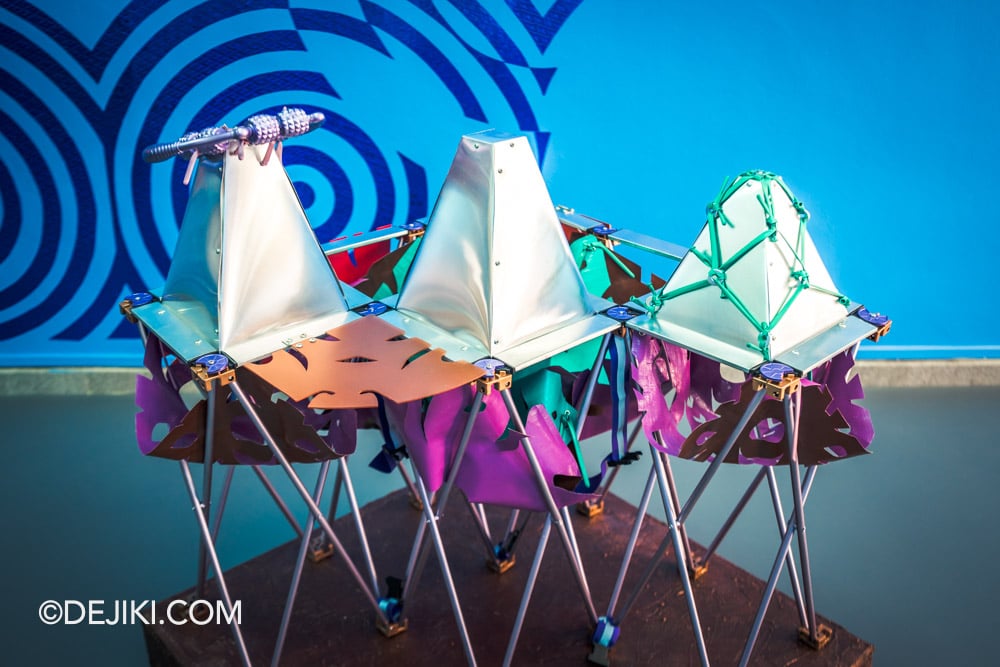 Singapore Biennale 2025 Photo Tour - Tanglin Halt - The laugh laughs at the laugh The song sings at the song by Joo Choon Lin 2 Singapore Biennale 2025 Photo Tour Tanglin Halt The laugh laughs at the laugh The song sings at the song by Joo Choon Lin 2