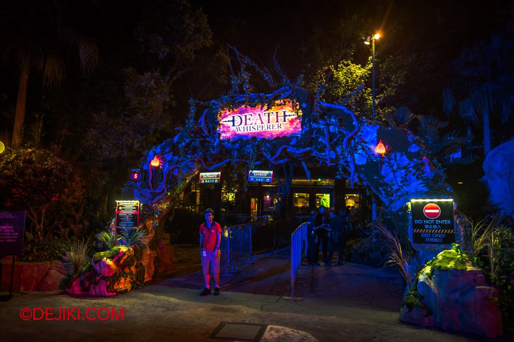 USS Halloween Horror Nights 13 Review by Dejiki Death Whisperer haunted house 1 queue entrance arch