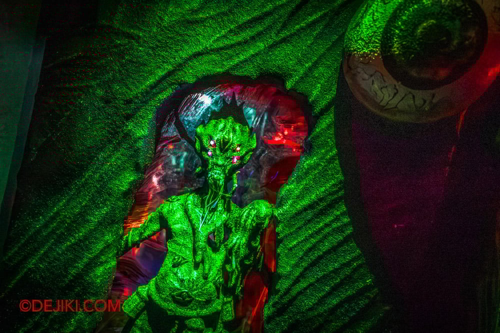 USS Halloween Horror Nights 13 Review by Dejiki The Unruly Immortals haunted house 20 Ethereal Distorted