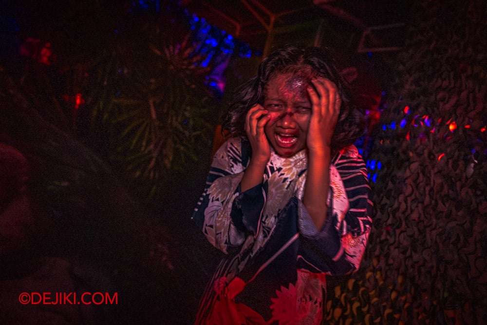 USS Halloween Horror Nights 13 Scare Zone Feature by Dejiki The Realm of Yokai 17 Crying Child