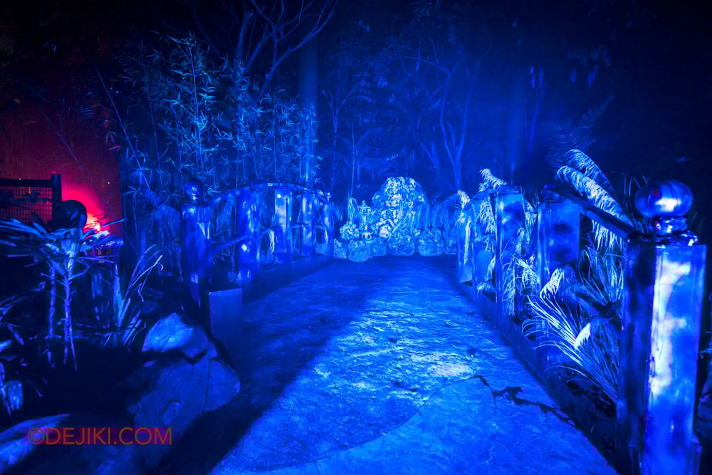 USS Halloween Horror Nights 13 Scare Zone Feature by Dejiki The Realm of Yokai 4 The Bridge