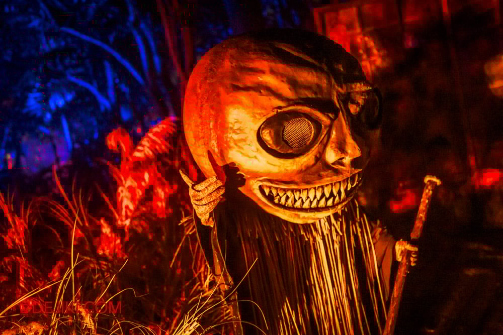 USS Halloween Horror Nights 13 Scare Zone Feature by Dejiki The Realm of Yokai 6 Round Mask Yokai at the Field