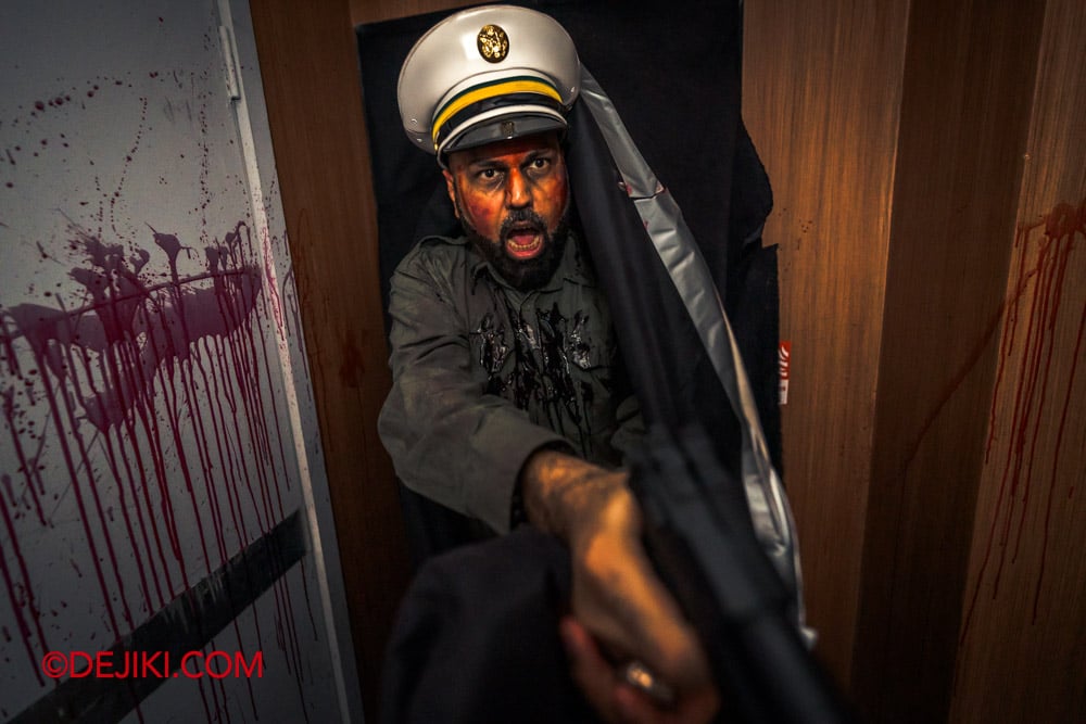 USS Halloween Horror Nights 13 Special Feature Haunted House Tour by Dejiki 2025 Stranger Things 10 Hopper at Hawkins Lab