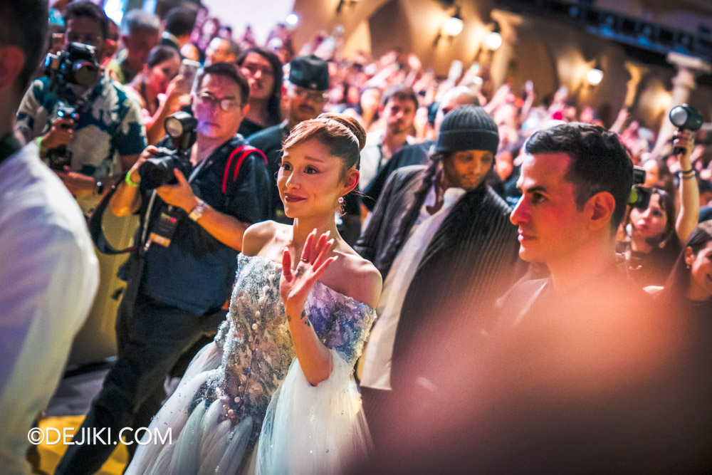 Wicked For Good Singapore Premiere at Universal Studios Singapore 20 Ariana Grande on Yellow Carpet Wicked For Good Singapore Premiere at Universal Studios Singapore 20 Ariana Grande on Yellow Carpet