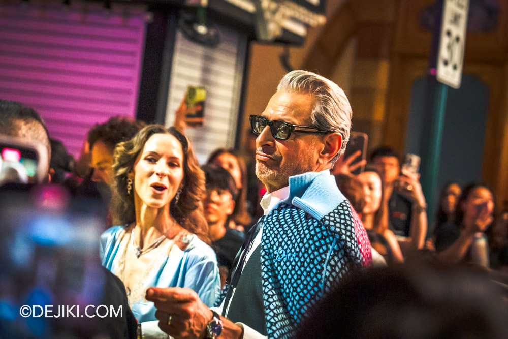 Wicked For Good Singapore Premiere at Universal Studios Singapore 21 Jeff Goldblum at the Yellow Carpet Wicked For Good Singapore Premiere at Universal Studios Singapore 21 Jeff Goldblum at the Yellow Carpet
