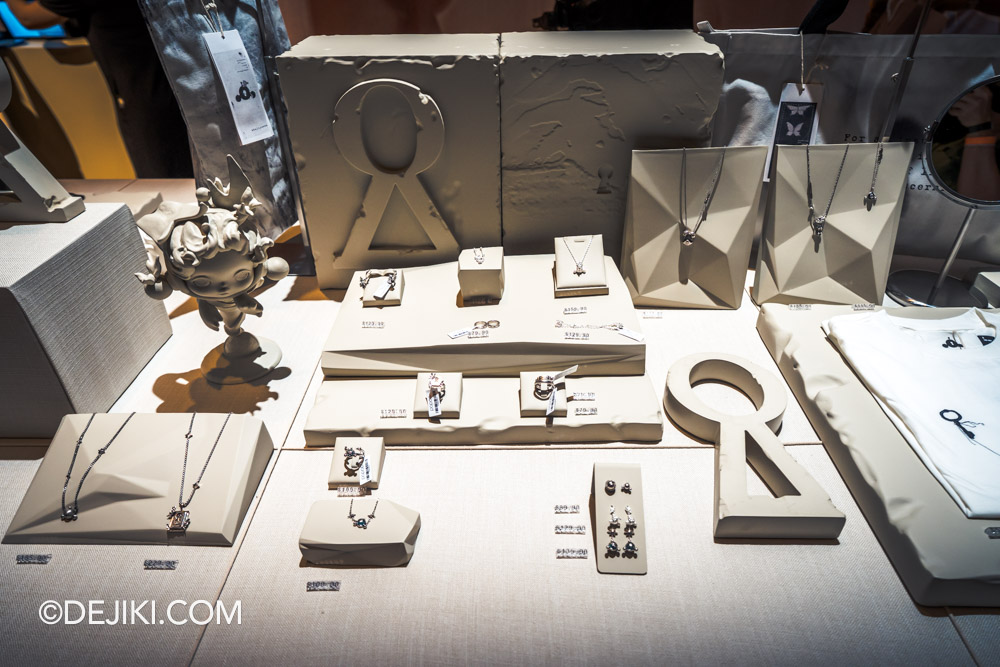 SKULLPANDA CAGE-UNCAGE SINGAPORE at National Museum of Singapore - 31 Exclusive Pop-Up Store showcasing new POPOP Jewelry launch in Singapore SKULLPANDA CAGE UNCAGE SINGAPORE at National Museum of Singapore 31 Exclusive Pop Up Store showcasing new POPOP Jewelry launch in Singapore