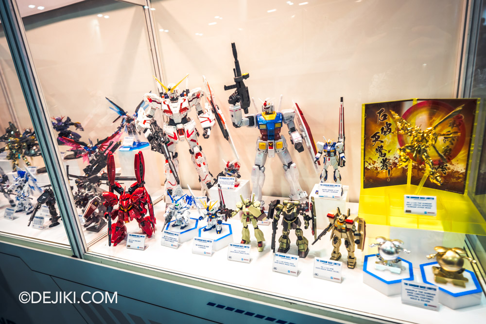 Singapore Comic Con 2025 - Show Floor - Gundam Base displays Singapore Comic Con 2025 Show Floor Gundam Base displays