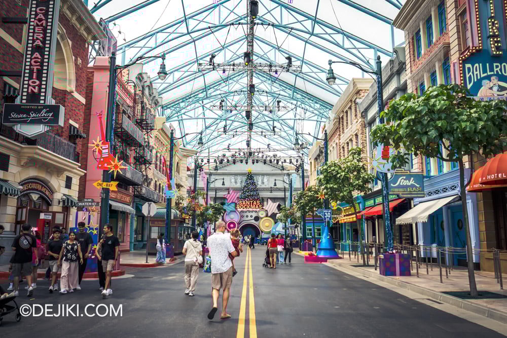 Universal Studios Singapore Park Update - A Universal Christmas at New York zone Santa Rockmas Universal Studios Singapore Park Update A Universal Christmas at New York zone Santa Rockmas