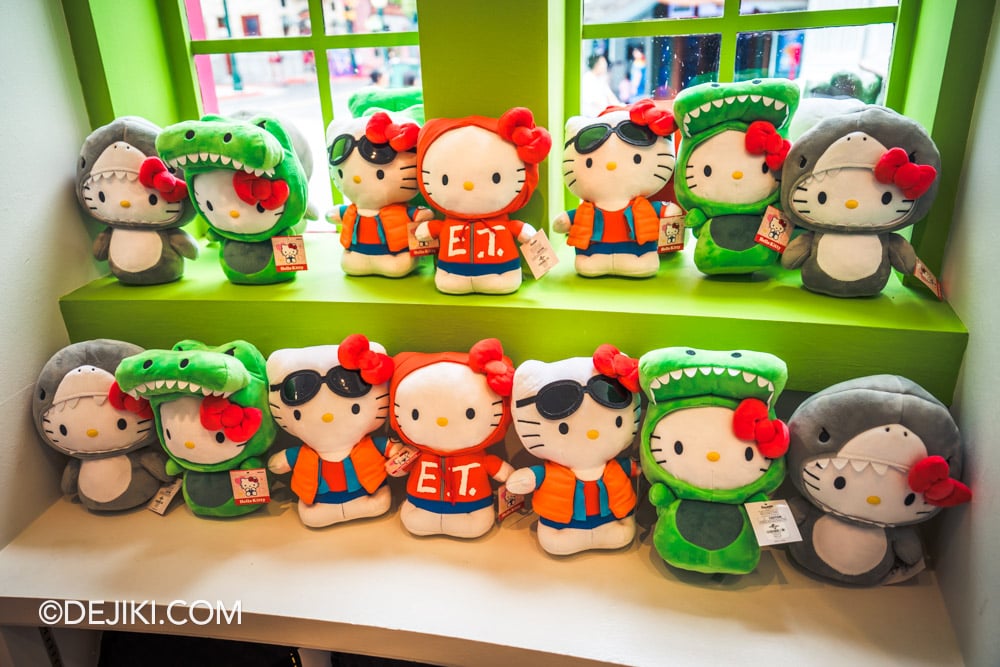 Universal Studios Singapore UNIVRS Store - Hello Kitty UNIVERSAL Movies Doll JAWS Jurassic Park Back to the Future ET Universal Studios Singapore UNIVRS Store Hello Kitty UNIVERSAL Movies Doll JAWS Jurassic Park Back to the Future ET