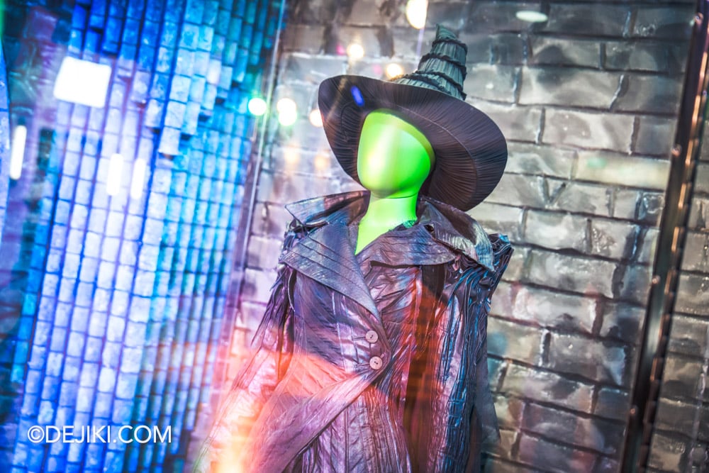 Universal Studios Singapore Wicked For Good The Wardrobe of Wicked A Curated Costume Display exhibition - Elphaba zone dress closeup Universal Studios Singapore Wicked For Good The Wardrobe of Wicked A Curated Costume Display exhibition Elphaba zone dress closeup