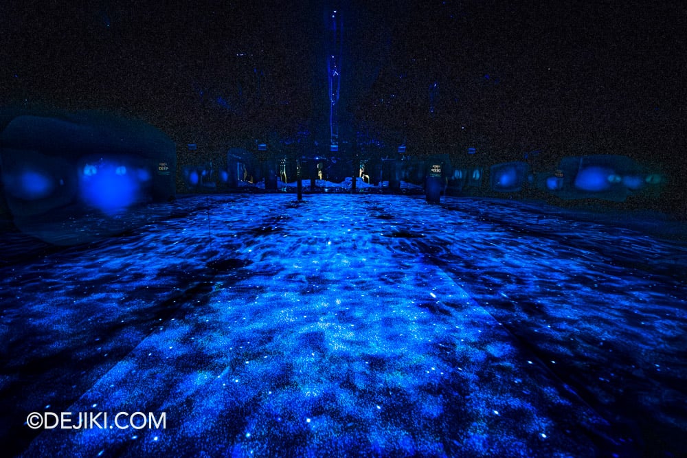 Mandai Singapore Exploria attraction - 5 World of Darkness Deep Sea mirror chamber Mandai Singapore Exploria attraction 5 World of Darkness Deep Sea mirror chamber