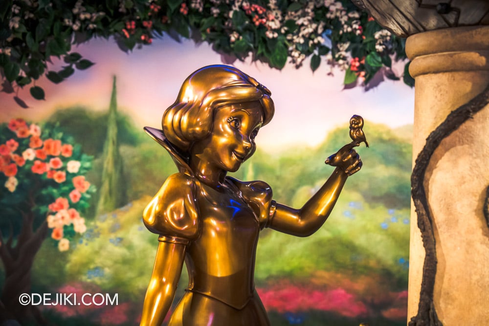 Disney Adventure Maiden Voyage Experience Trip Report and Review - Snow White Statue Disney Adventure Maiden Voyage Experience Trip Report and Review Snow White Statue