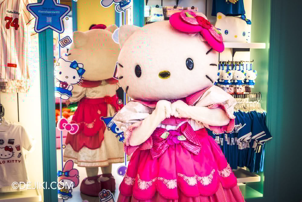 Universal Studios Singapore 2026 Sanrio Superstar Boutique Hello Kitty appears for Meet and Greet Universal Studios Singapore 2026 Sanrio Superstar Boutique Hello Kitty appears for Meet and Greet