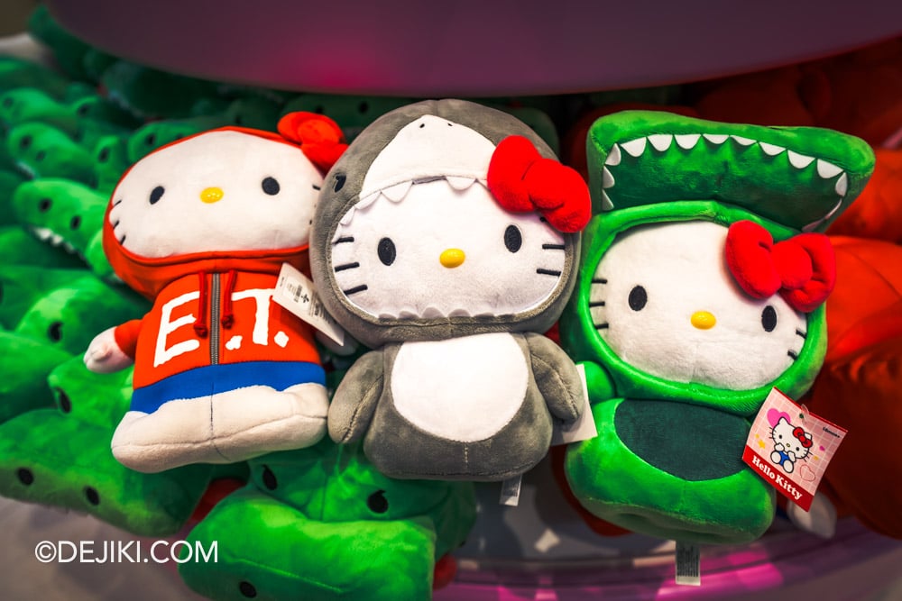 Universal Studios Singapore 2026 Sanrio Superstar Boutique Universal Classic Film Costumes Hello Kitty Universal Studios Singapore 2026 Sanrio Superstar Boutique Universal Classic Film Costumes Hello Kitty