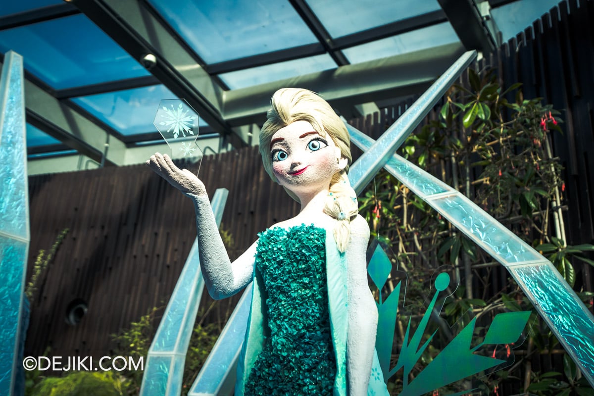 Gardens by the Bay 2026 Disney Garden of Wonder - Frozen Elsa closeup Gardens by the Bay 2026 Disney Garden of Wonder Frozen Elsa closeup