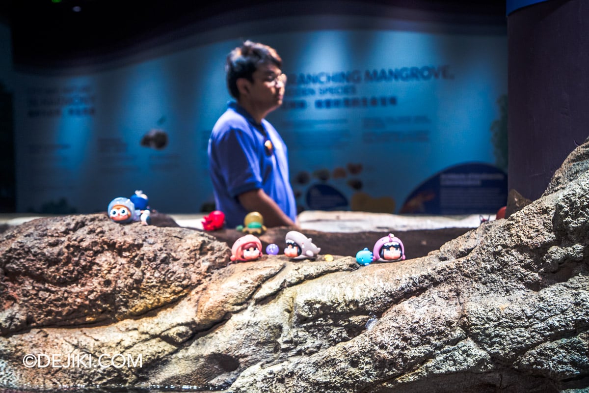 RWS Singapore Oceanarium 2026 POP MART CRYBABY CRY ME an OCEAN Activation - 5 Mini Vinyl Figurines on display at Singapore's Coast 1 RWS Singapore Oceanarium 2026 POP MART CRYBABY CRY ME an OCEAN Activation 5 Mini Vinyl Figurines on display at Singapores Coast 1