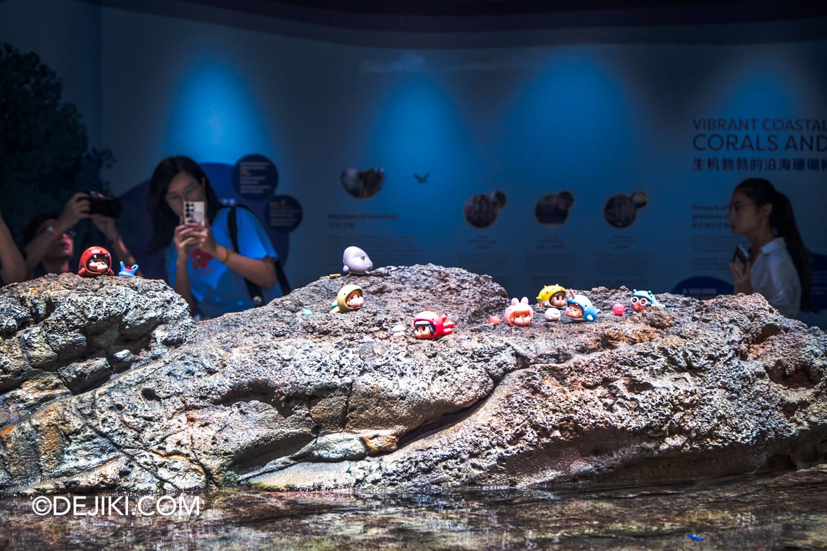 RWS Singapore Oceanarium 2026 POP MART CRYBABY CRY ME an OCEAN Activation - 5 Mini Vinyl Figurines on display at Singapore's Coast 2 RWS Singapore Oceanarium 2026 POP MART CRYBABY CRY ME an OCEAN Activation 5 Mini Vinyl Figurines on display at Singapores Coast 2