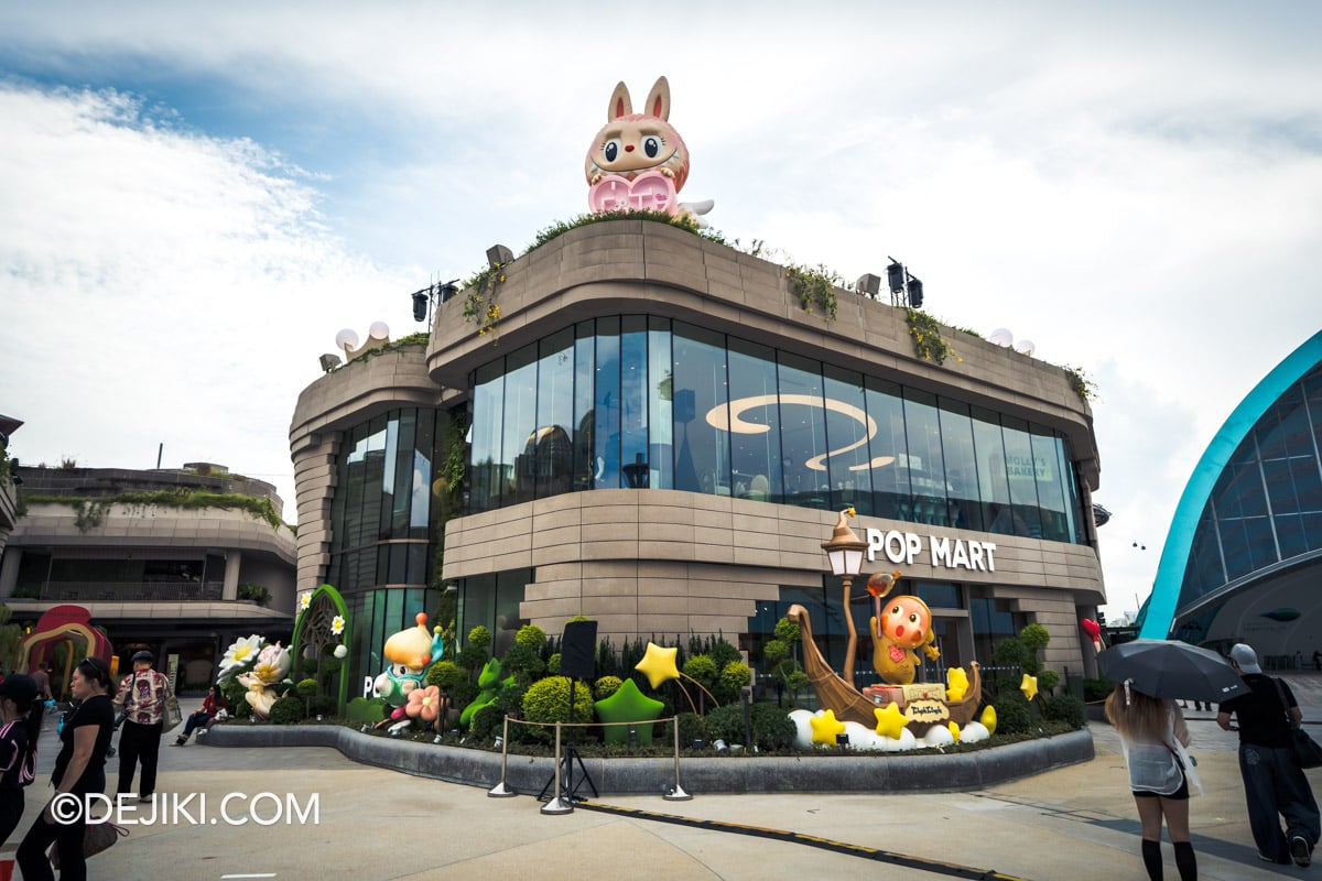 POP MART Store at Resorts World Sentosa - building facade with Singapore Oceanarium and WEAVE nearby POP MART building facade at WEAVE, Resorts World Sentosa, with Singapore Oceanarium nearby