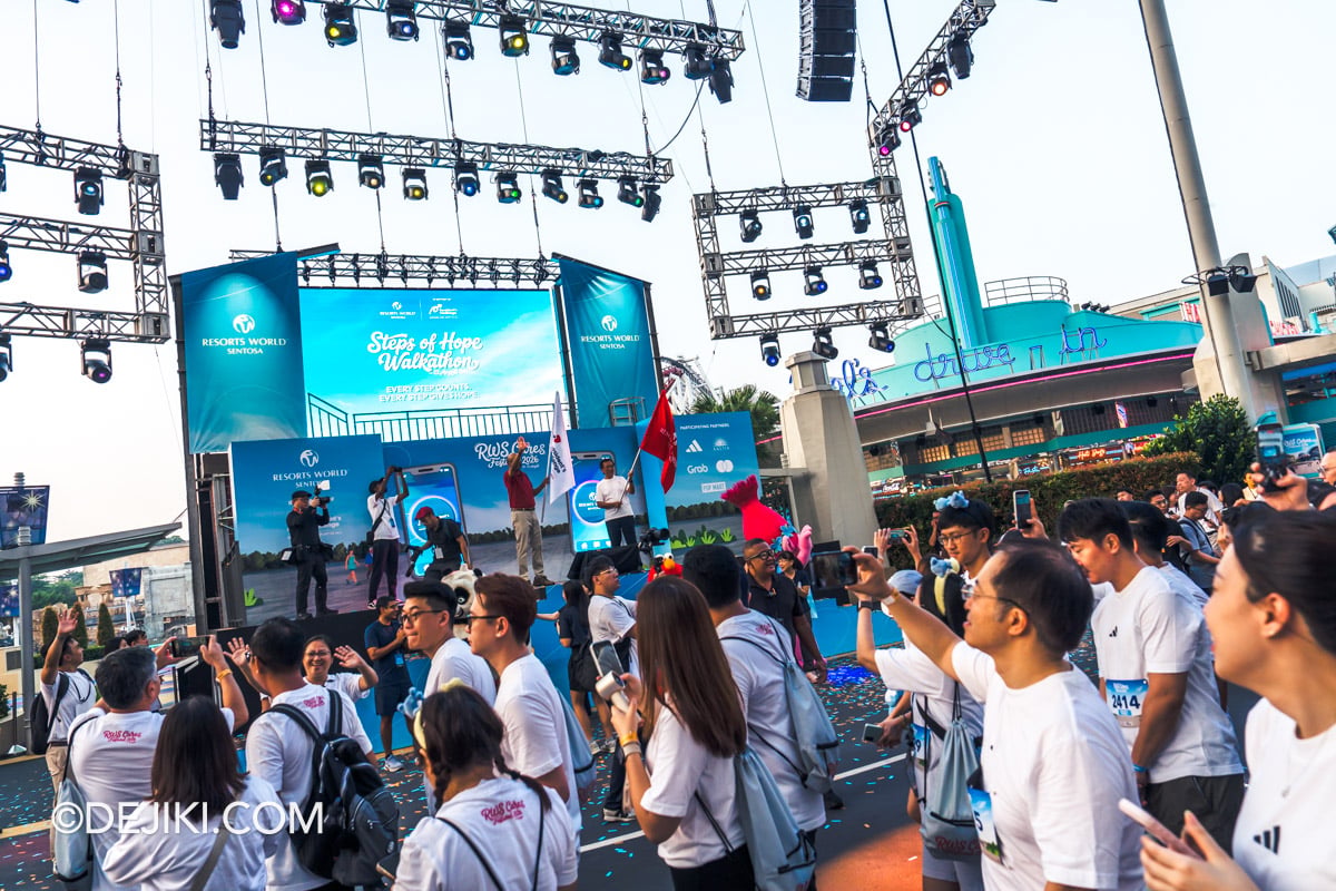 RWS Cares Festival Steps of Hope Walkathon 06 Flag Off Rope Drop at Universal Studios Singapore