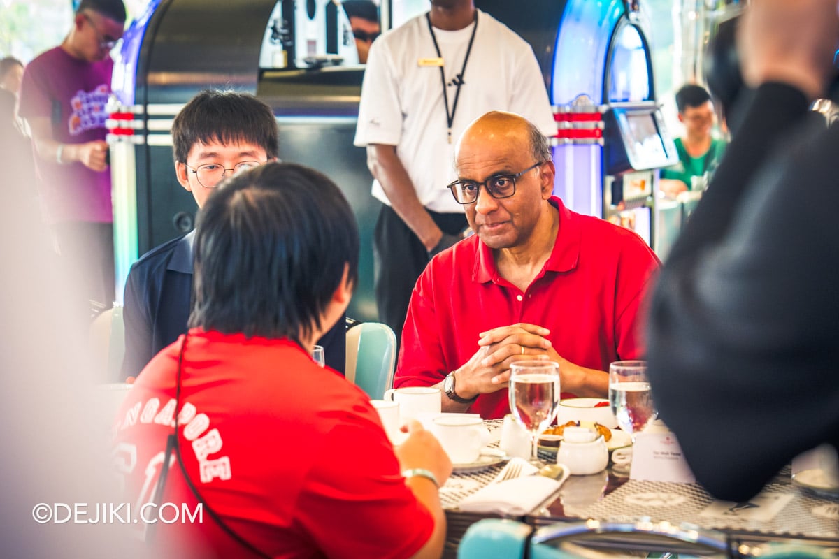 RWS Cares Festival Steps of Hope Walkathon 07 President Tharman speaking to invited guest during breakfast at Mels Drive In Universal Studios Singapore