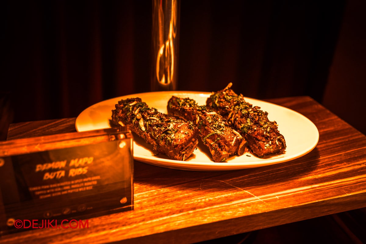 USS HHN14 Halloween Horror Nights 14 Food and Drinks showcase - 5 Demon Mapo Buta Ribs at Starbot Cafe USS HHN14 Halloween Horror Nights 14 Food and Drinks showcase 5 Demon Mapo Buta Ribs at Starbot Cafe