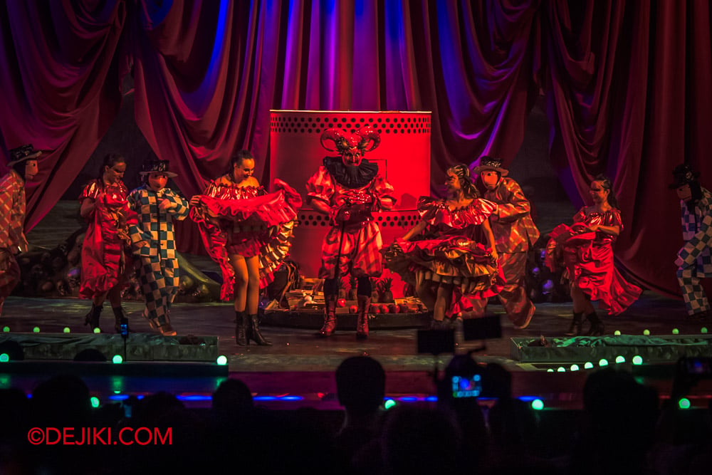 USS Halloween Horror Nights 14 - HHN14 Live Shows Club PanDEMONium at Pantages 4 Gluttony Hungry Ghosts Can-Can dance USS Halloween Horror Nights 14 HHN14 Live Shows Club PanDEMONium at Pantages 4 Gluttony Hungry Ghosts Can Can dance