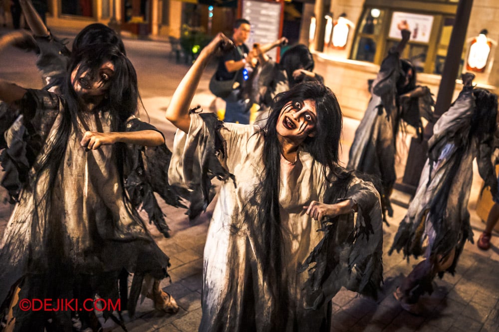 USS Halloween Horror Nights 14 - HHN14 Roaming Horror Fatimah Rockers 2 USS Halloween Horror Nights 14 HHN14 Roaming Horror Fatimah Rockers 2