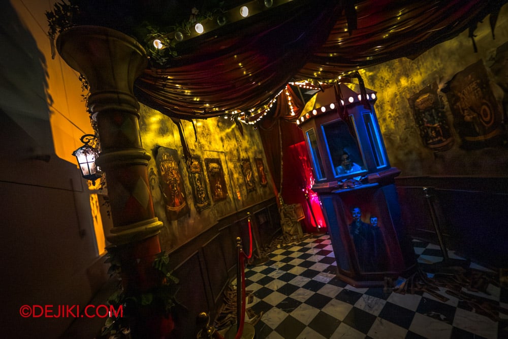 USS Halloween Horror Nights 14 - HHN14 haunted house Chatterbox Charlie Vaudeville Horrors entrance USS Halloween Horror Nights 14 HHN14 haunted house Chatterbox Charlie Vaudeville Horrors entrance