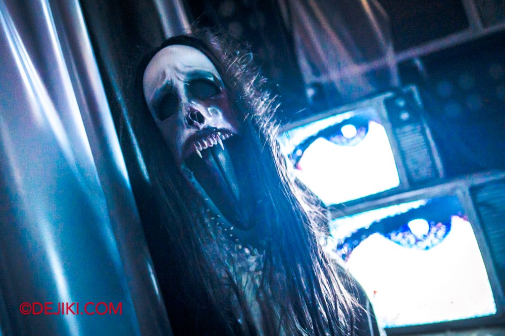 USS Halloween Horror Nights 14 - HHN14 haunted house Singapores Most Haunted ON AIR 8 Finale TV Ghost USS Halloween Horror Nights 14 HHN14 haunted house Singapores Most Haunted ON AIR 8 Finale TV Ghost