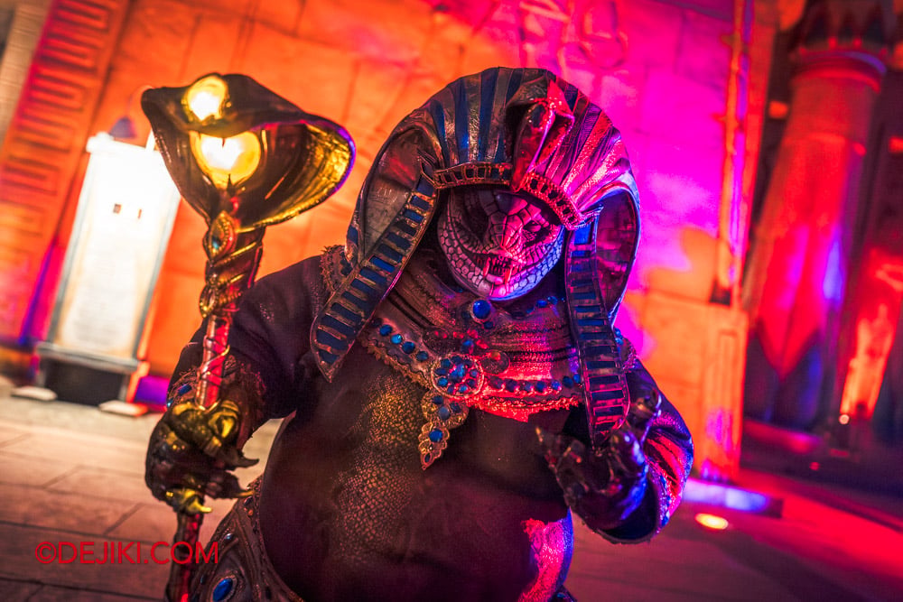 USS Halloween Horror Nights 14 - HHN14 scare zone Necropolis The Serpents Crossroads Sasu Soul Eater USS Halloween Horror Nights 14 HHN14 scare zone Necropolis The Serpents Crossroads Sasu Soul Eater