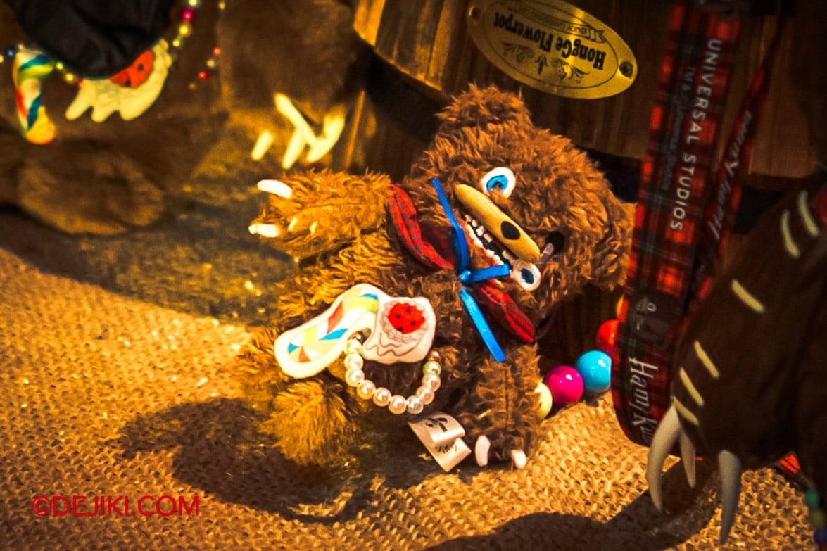 USS Halloween Horror Nights 14 Merchandise - Hamikuma collection Wristlet Small Plush USS Halloween Horror Nights 14 Merchandise Hamikuma collection Wristlet Small Plush
