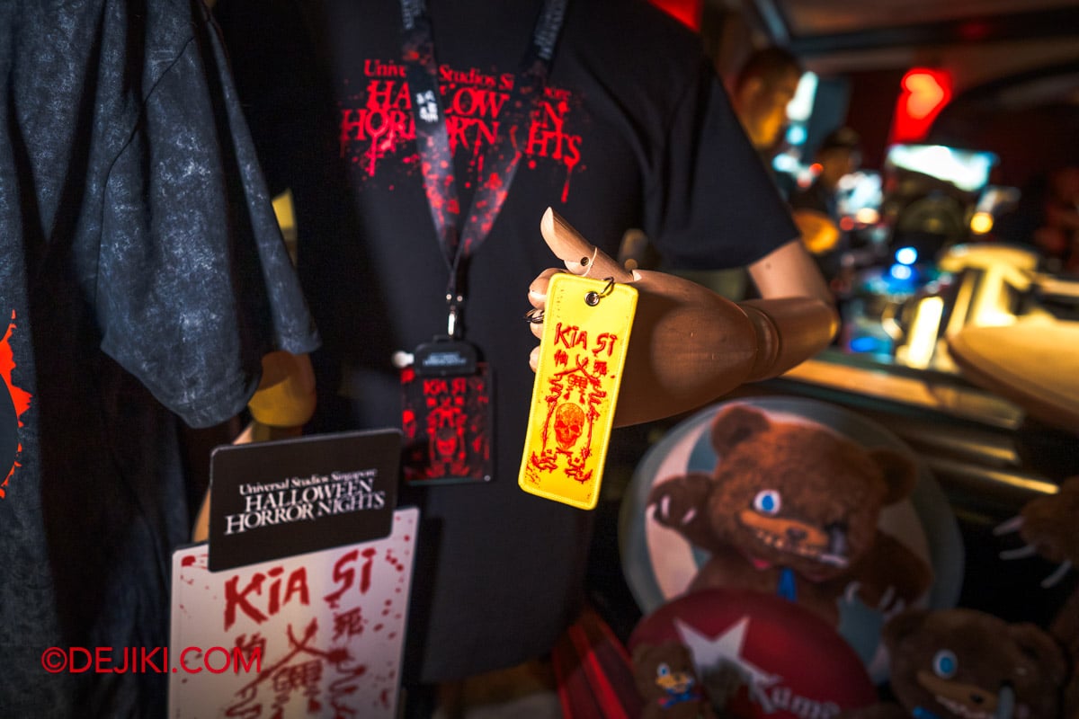 USS Halloween Horror Nights 14 Merchandise - Kia Si collection Afraid to Die Talisman Tag Keychain USS Halloween Horror Nights 14 Merchandise Kia Si collection Afraid to Die Talisman Tag Keychain