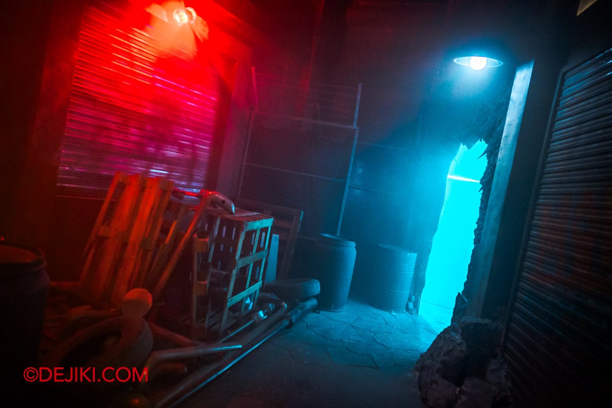 USS Halloween Horror Nights 14 Sneak Peek - Made in Hell XL Robotics haunted house 1 Dockyard hole in the wall USS Halloween Horror Nights 14 Sneak Peek Made in Hell XL Robotics haunted house 1 Dockyard hole in the wall
