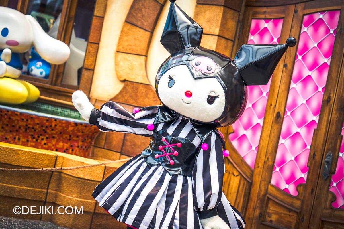 Universal Studios Singapore Day Halloween Trick or Thrills 2026 Kuromi Meet and Greet outside Sanrio Superstar Studio solo